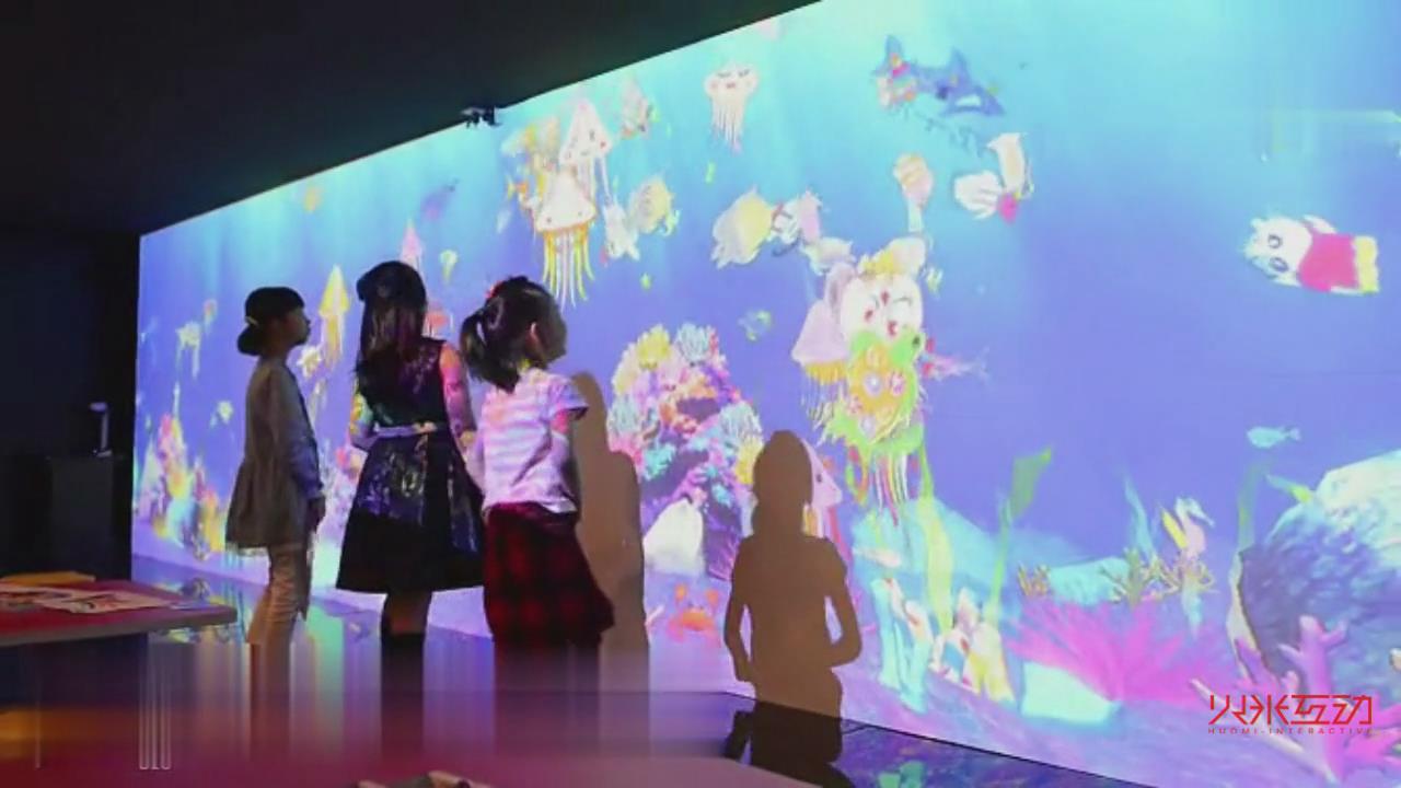 正大广场画画水族馆